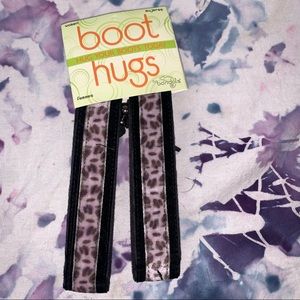 NWT Boot Hugs Black & Brown Animal Print Straps